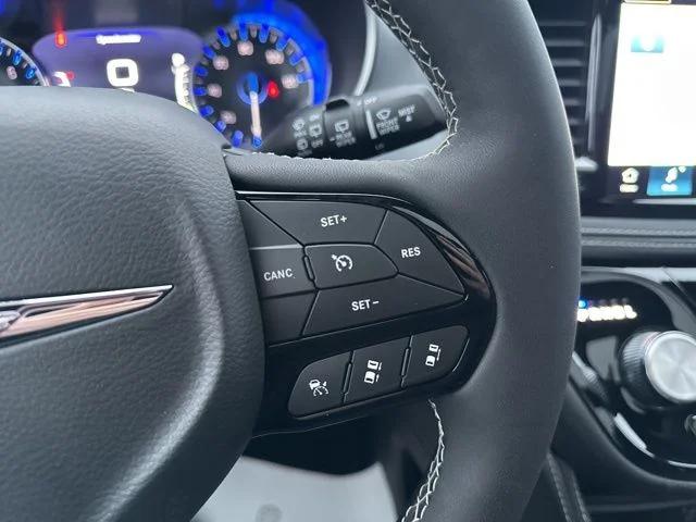 2026 Chrysler Pacifica Limited AWD