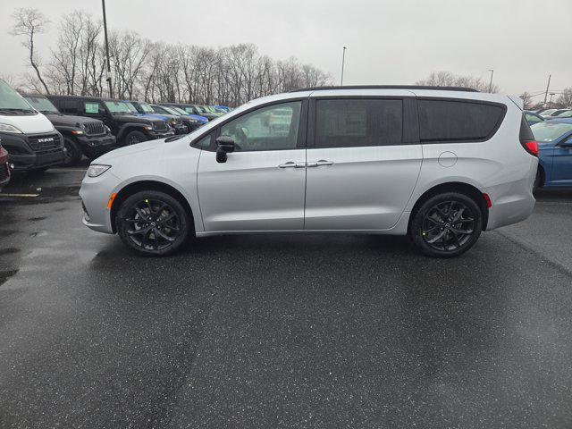 2026 Chrysler Pacifica PACIFICA LIMITED AWD