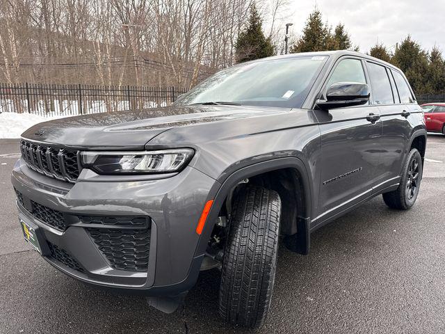 2026 Jeep Grand Cherokee Altitude 4x4