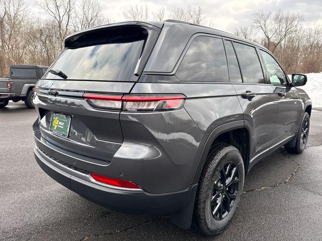 2026 Jeep Grand Cherokee Altitude 4x4