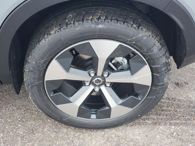 2026 Volvo XC40 Plus, B5 AWD Gas (mild hybrid), Dark
