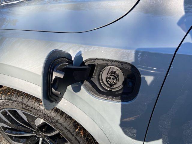 2026 Volvo XC90 Plug-In Hybrid Ultra, T8 AWD, Electric/Gasoline, Bright, 7 Seats