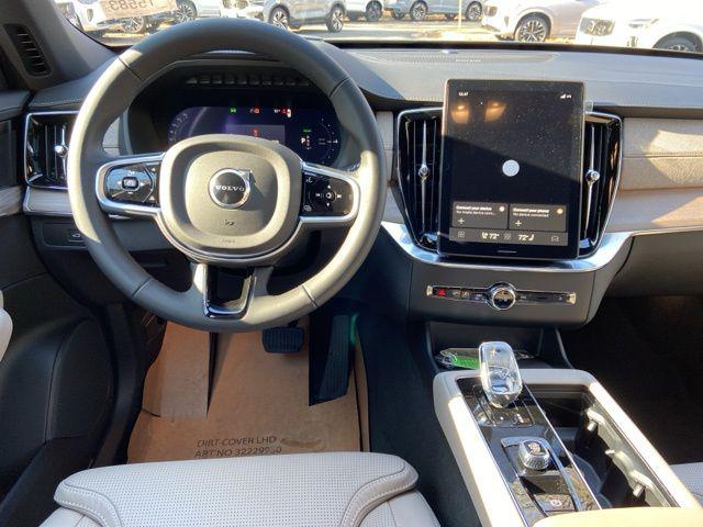 2026 Volvo XC90 Plug-In Hybrid Ultra, T8 AWD, Electric/Gasoline, Bright, 7 Seats