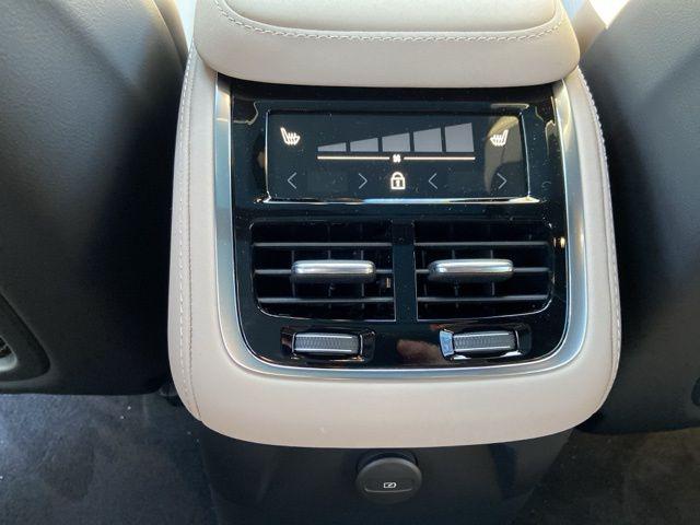 2026 Volvo XC90 Plug-In Hybrid Ultra, T8 AWD, Electric/Gasoline, Bright, 7 Seats