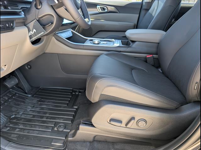 2026 Kia Carnival MPV LXS