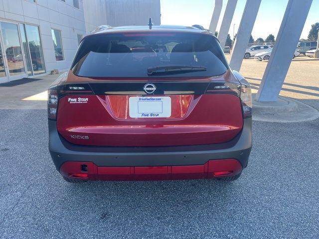 2026 Nissan Kicks SV