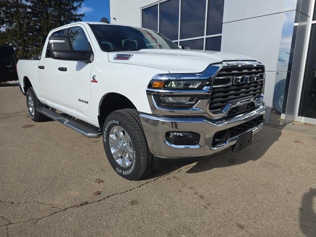 2025 RAM 2500 Big Horn Crew Cab 4x4 64 Box