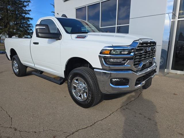 2025 RAM 2500 Tradesman Regular Cab 4x4 8 Box