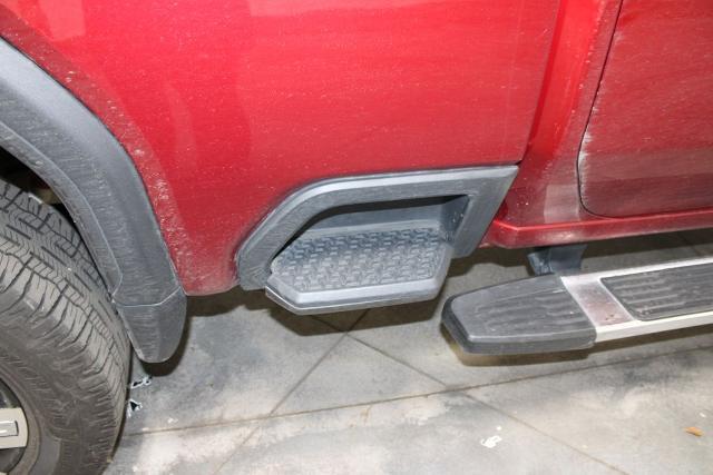 2024 GMC Sierra 2500HD 4WD Crew Cab Standard Bed Denali