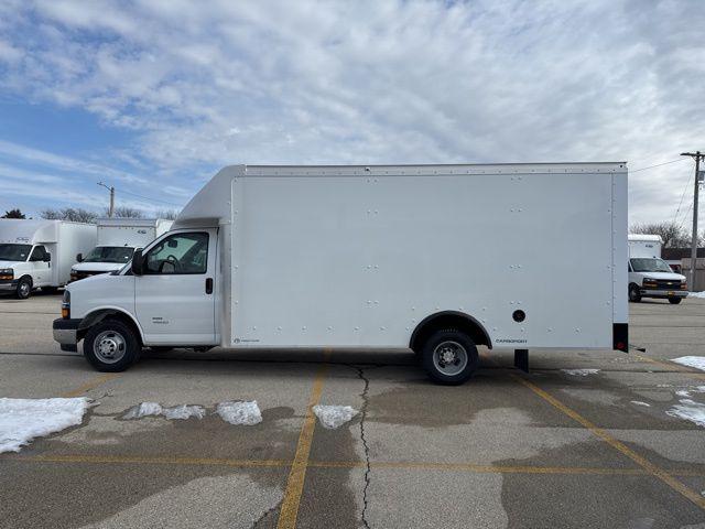 2025 Chevrolet Express Cutaway 4500 Van