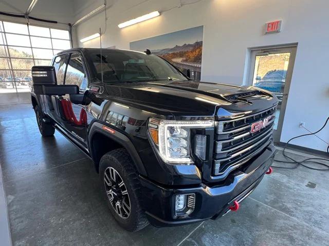 2023 GMC Sierra 2500HD 4WD Crew Cab Standard Bed AT4