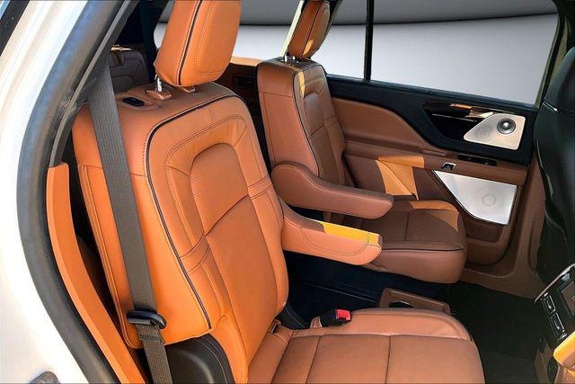2025 Lincoln Aviator Black Label