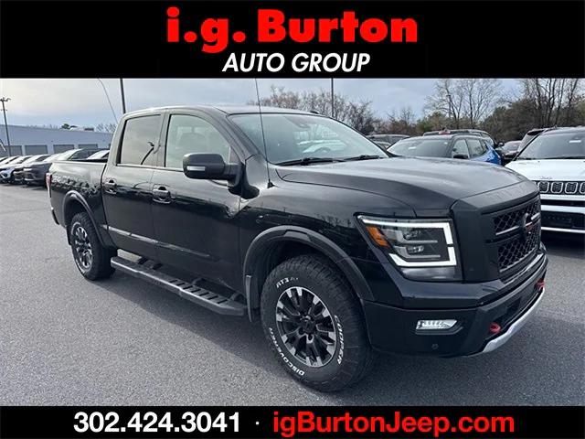 2020 Nissan TITAN Crew Cab PRO-4X 4x4