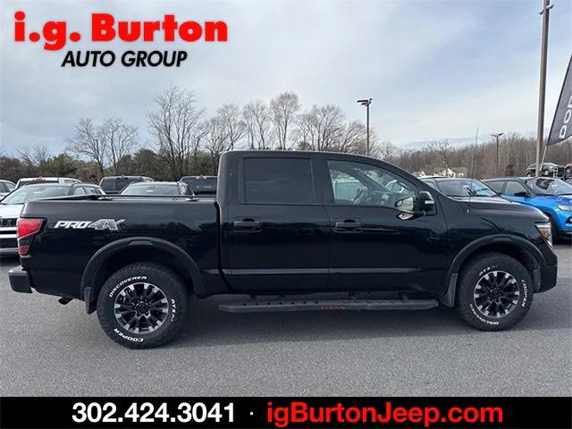 2020 Nissan TITAN Crew Cab PRO-4X 4x4