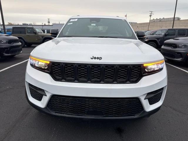 2025 Jeep Grand Cherokee Altitude X 4x4