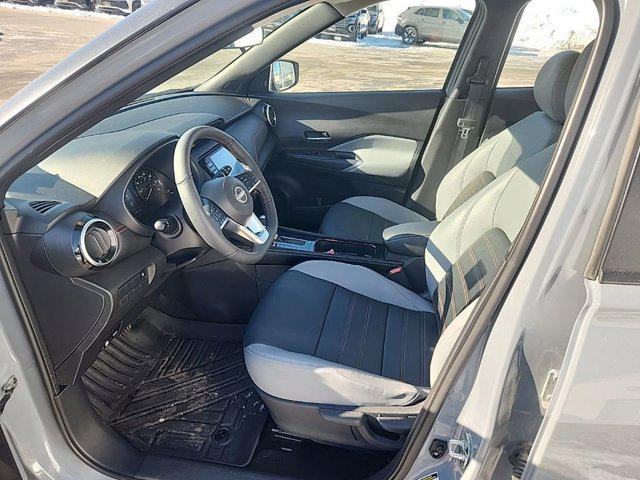 2023 Nissan Kicks SR Xtronic CVT