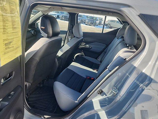 2023 Nissan Kicks SR Xtronic CVT