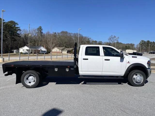 2026 RAM Ram 5500 Chassis Cab RAM 5500 TRADESMAN CHASSIS CREW CAB 4X4 84 CA 2026 RAM Ram 5500 Chassis Cab RAM 5500 TRADESMAN CHASSIS CREW CAB 4X4 84 CA