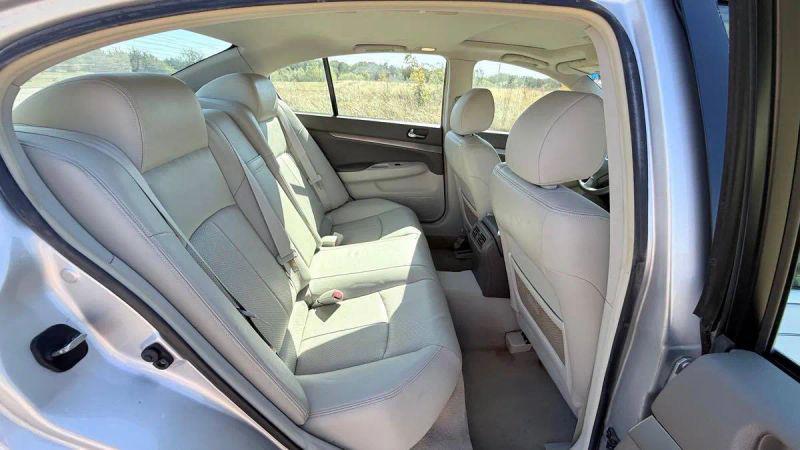 2011 INFINITI G25 Journey