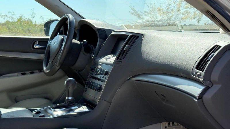 2011 INFINITI G25 Journey