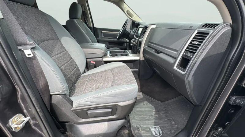 2017 Ram 1500 SLT
