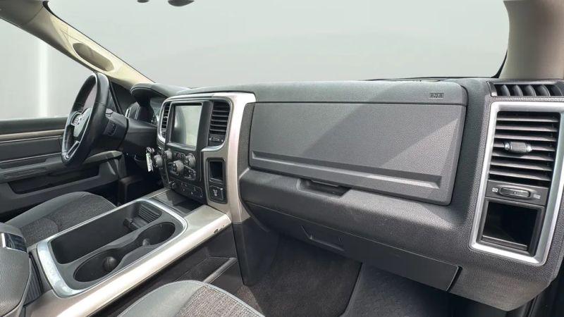 2017 Ram 1500 SLT