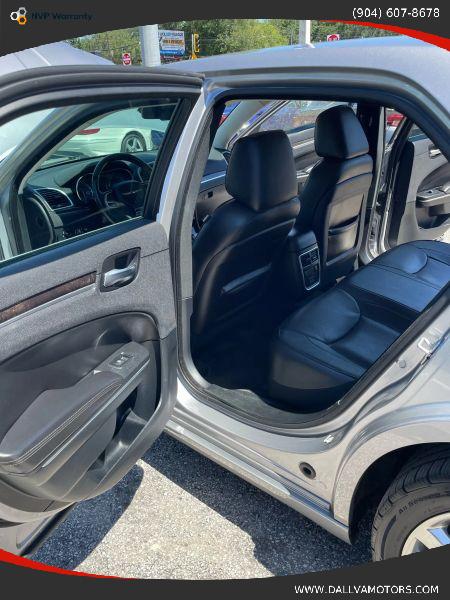 2018 Chrysler 300 Limited