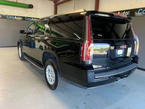 2017 GMC Yukon XL SLE