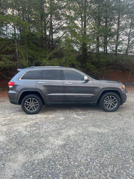 2019 Jeep Grand Cherokee Limited 4x2