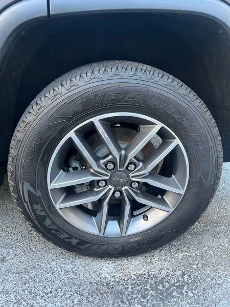 2019 Jeep Grand Cherokee Limited 4x2