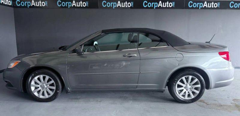 2013 Chrysler 200 Touring