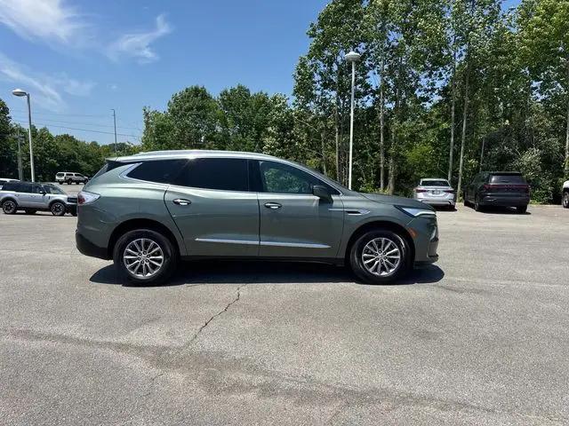 2023 Buick Enclave Essence AWD