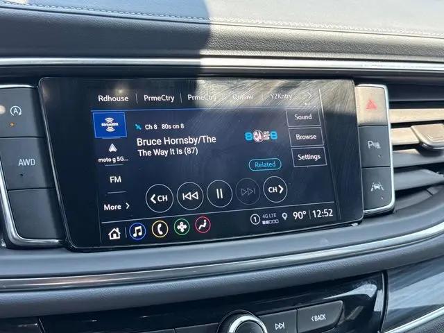 2023 Buick Enclave Essence AWD