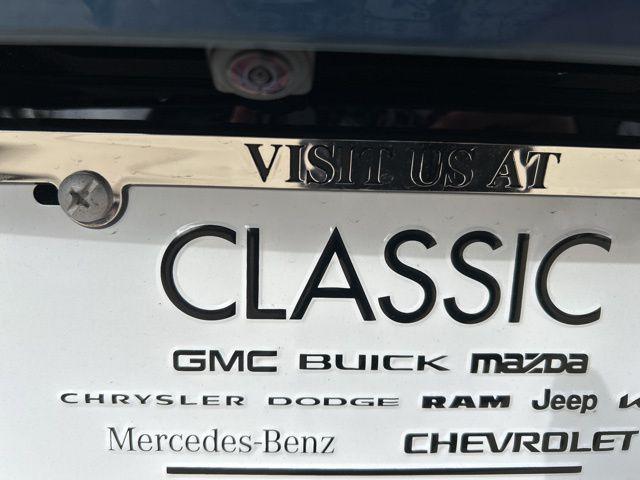 2026 Buick NV Sport Touring FWD