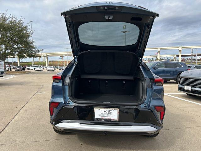 2026 Buick NV Sport Touring FWD