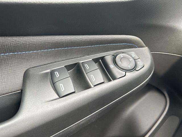 2026 Buick NV Sport Touring FWD