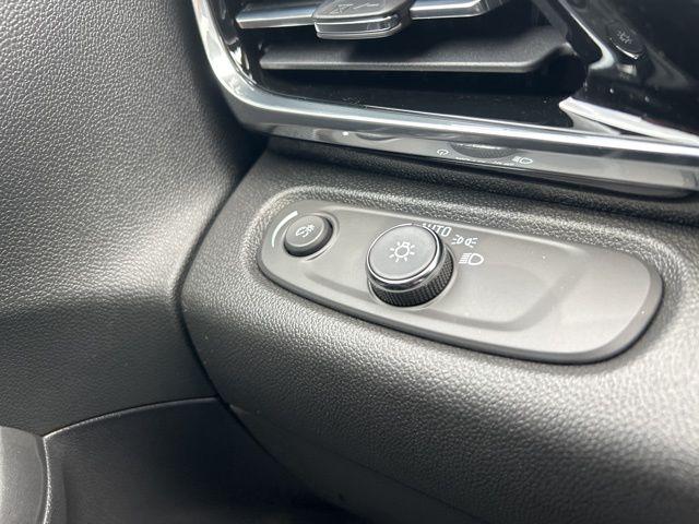 2026 Buick NV Sport Touring FWD
