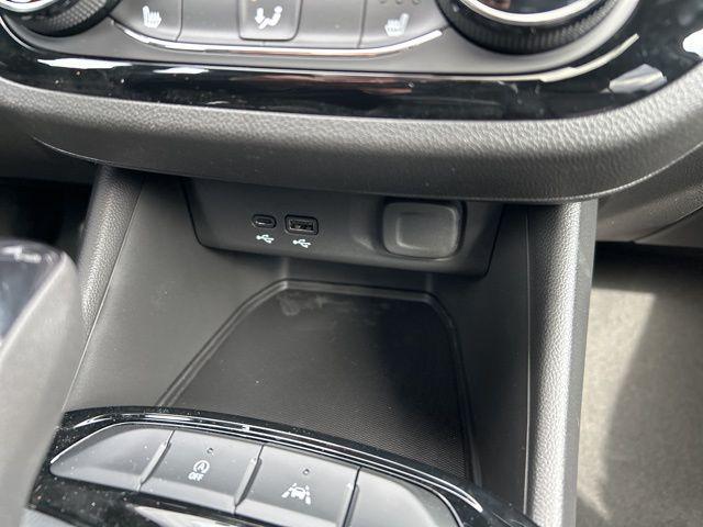 2026 Buick NV Sport Touring FWD