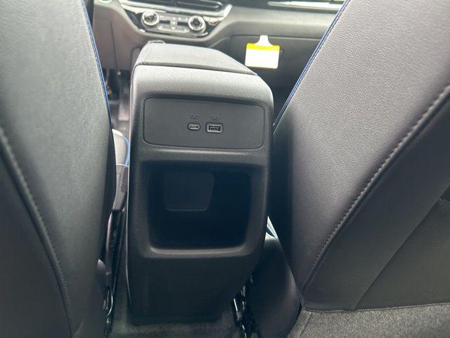 2026 Buick NV Sport Touring FWD