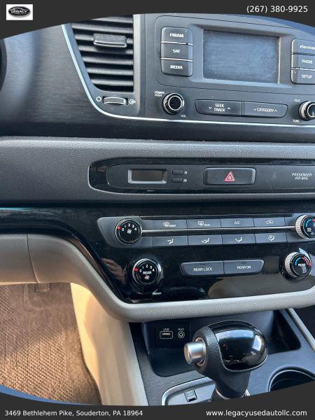 2015 Kia Sedona LX