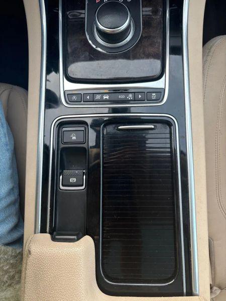 2017 Jaguar XF 35t Prestige