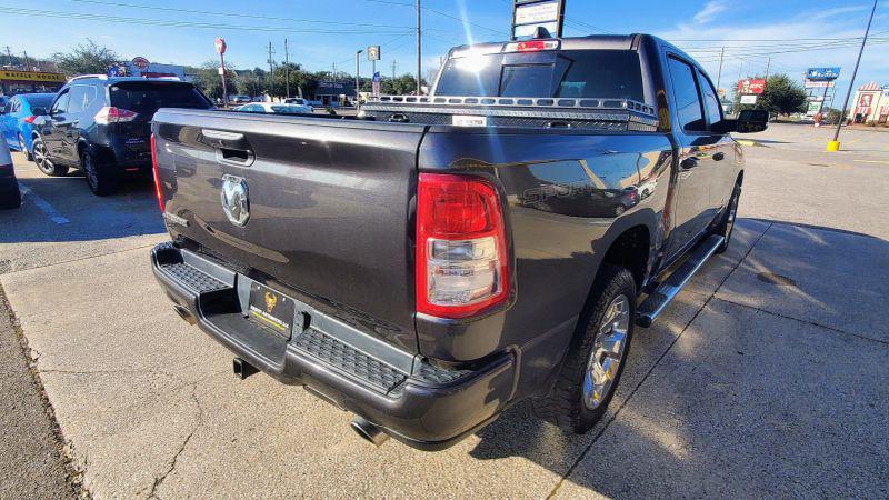 2021 Ram 1500 Big Horn Crew Cab 4x2 5'7" Box