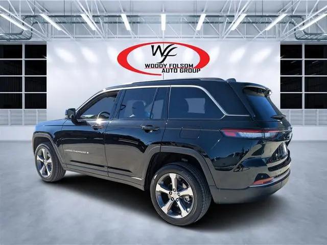 2026 Jeep Grand Cherokee Limited 4x2