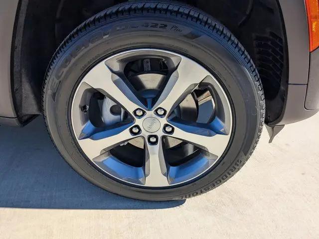 2026 Jeep Grand Cherokee Limited 4x2