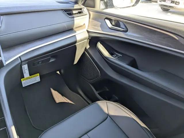 2026 Jeep Grand Cherokee Limited 4x2