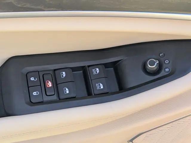 2026 Jeep Grand Cherokee Limited 4x2