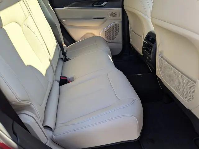 2026 Jeep Grand Cherokee Limited 4x2