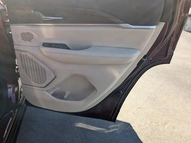 2026 Jeep Grand Cherokee Limited 4x2