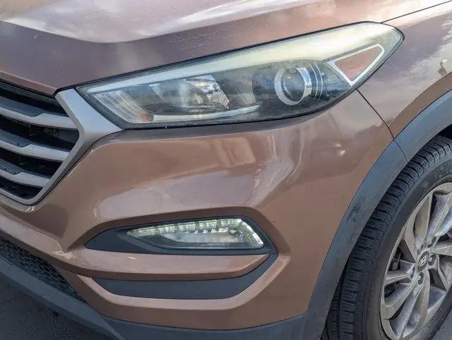 2016 Hyundai Tucson SE