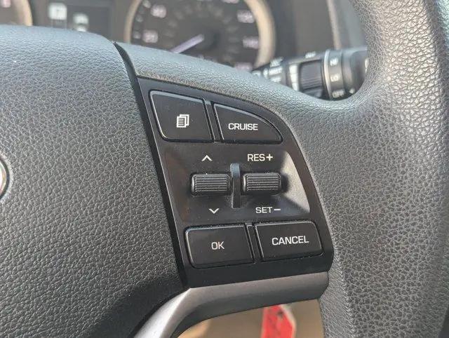 2016 Hyundai Tucson SE